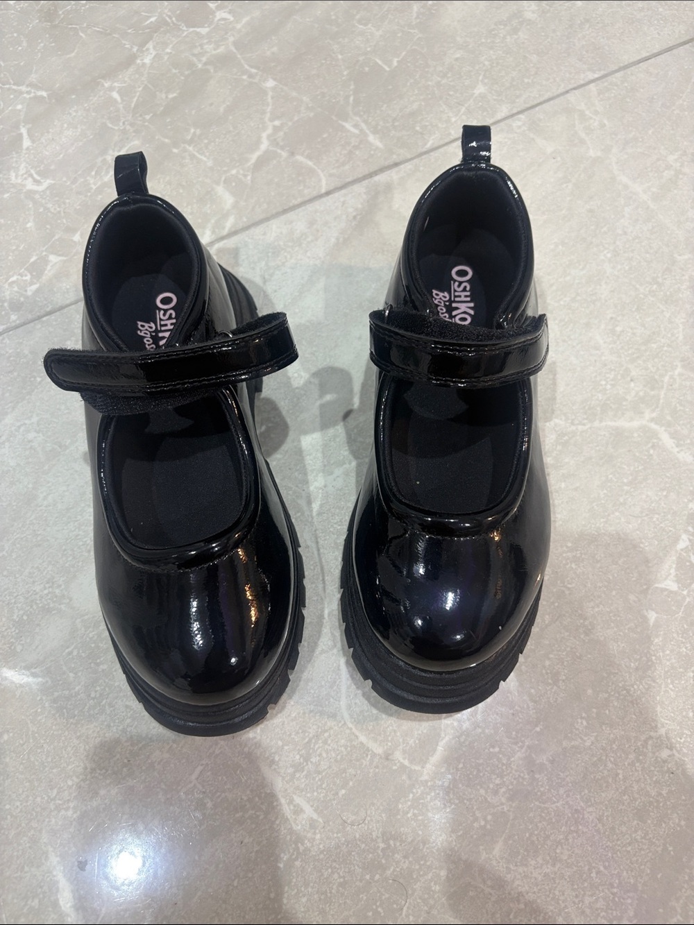 OshKosh B'gosh Girls' Black Patent Mary Jane Strap Shoes